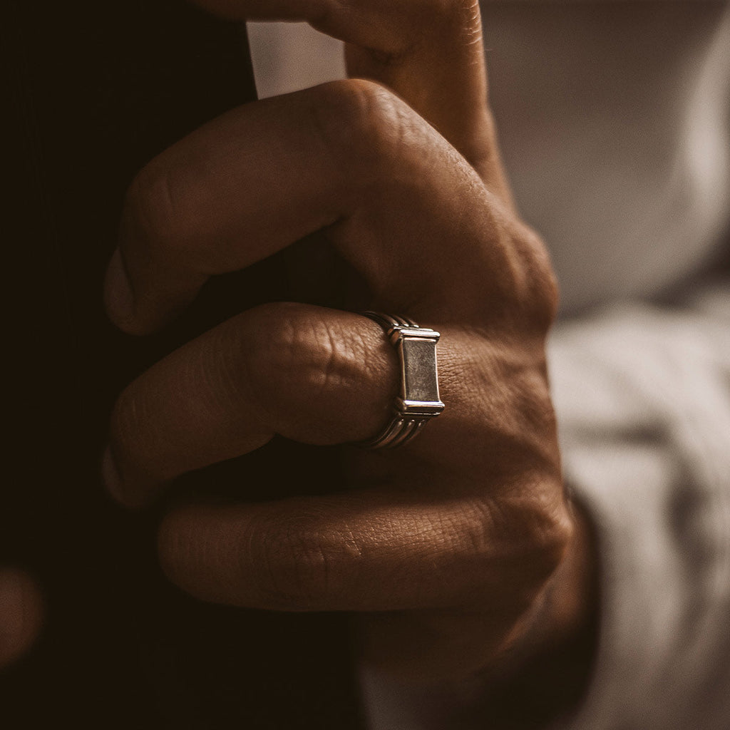 Imad - Sterling Silver Pillar Signet Ring 8mm