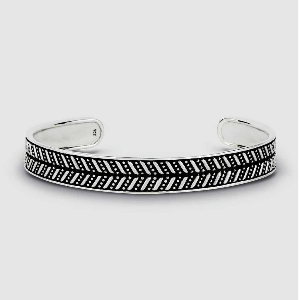 Danyal - Oxidised Sterling Silver Bangle Bracelet 9mm