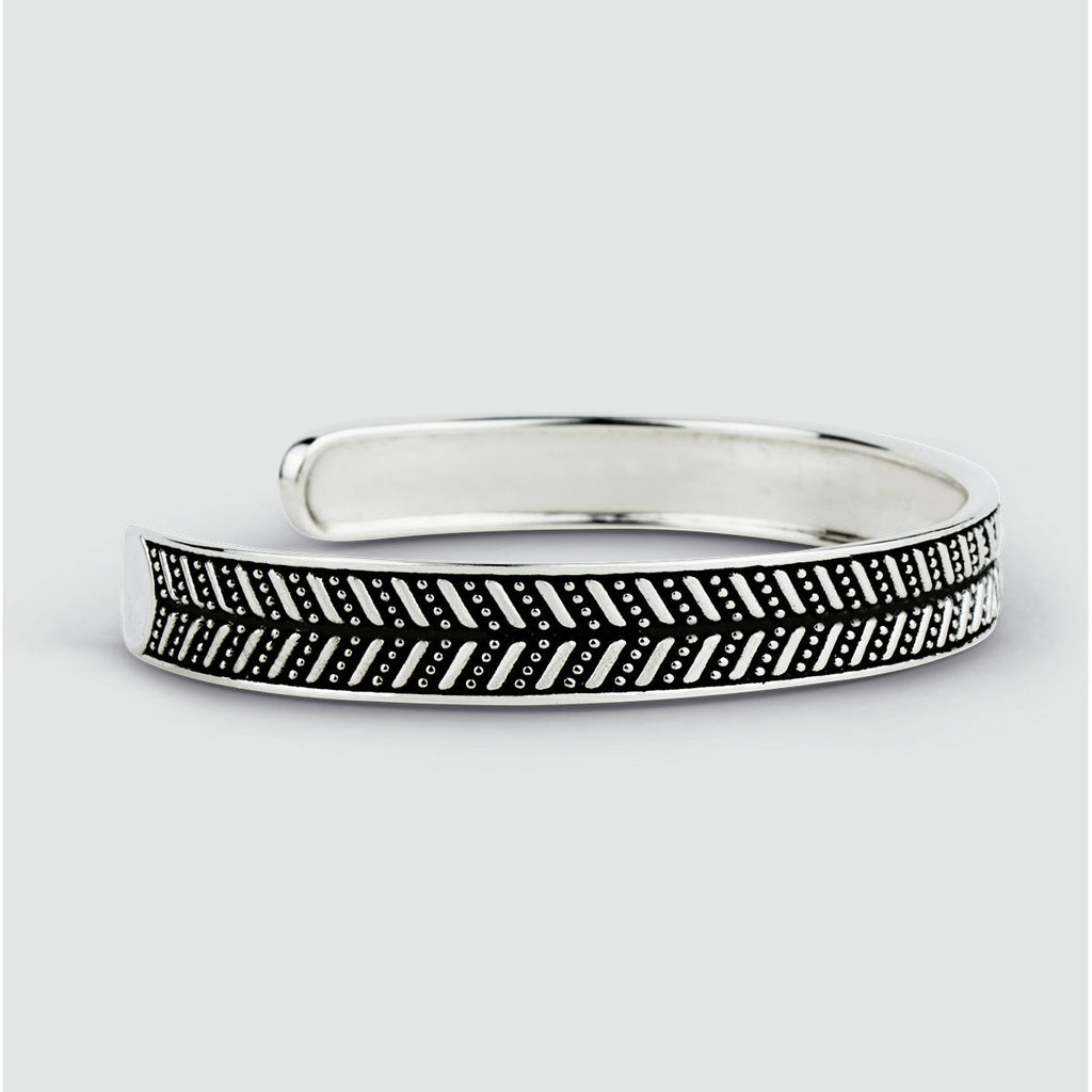 Danyal - Oxidised Sterling Silver Bangle Bracelet 9mm