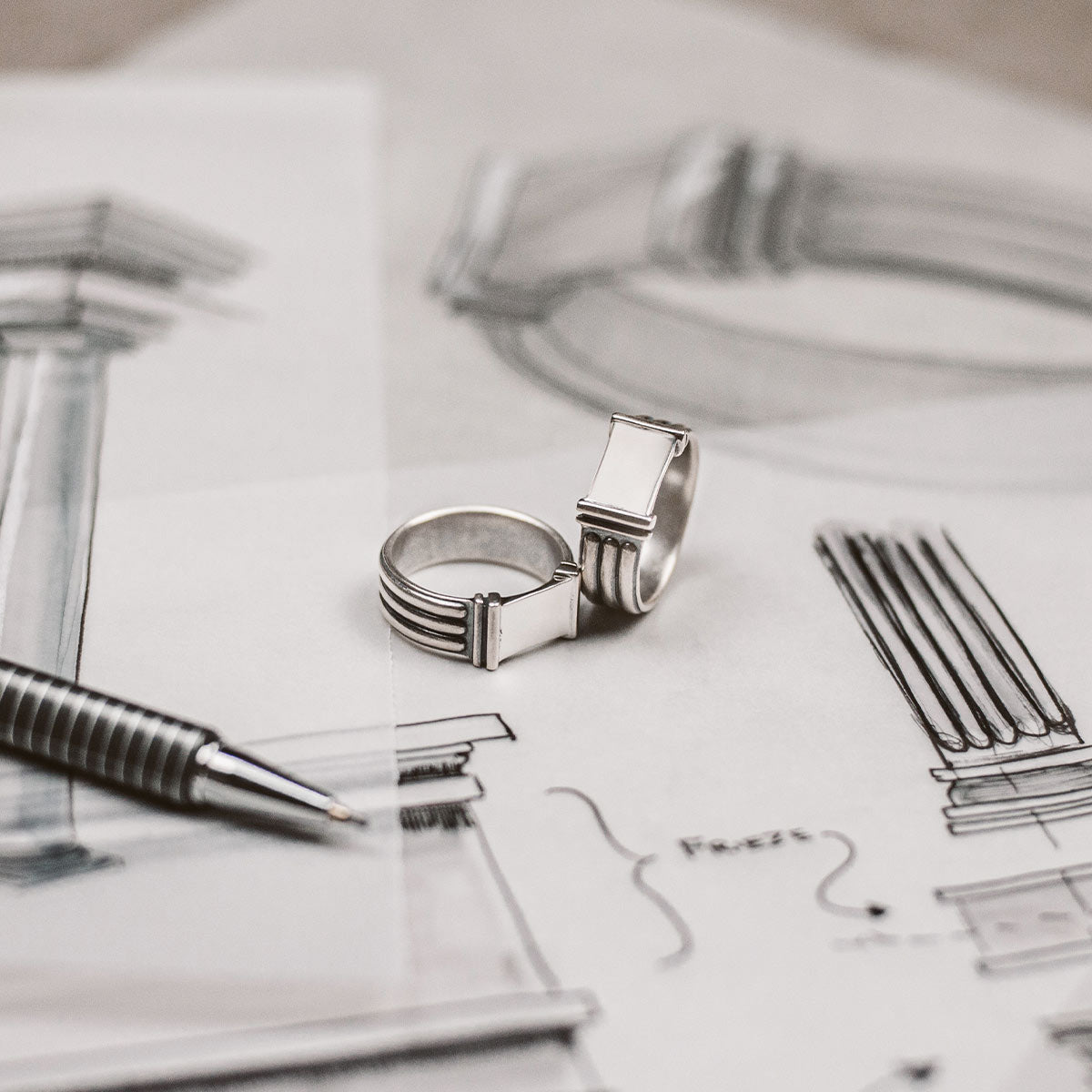 Imad - Sterling Silver Pillar Signet Ring 8mm