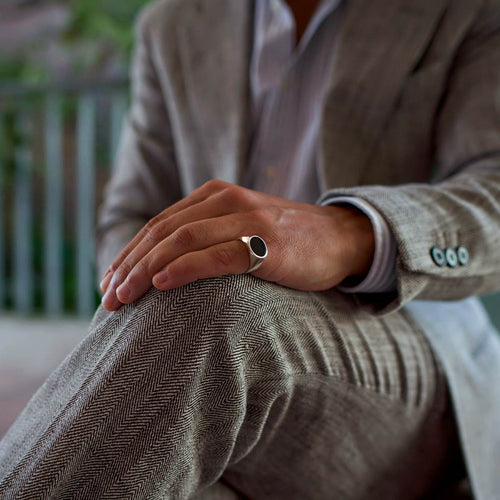 Adil – Black Onyx Signet Ring 13mm