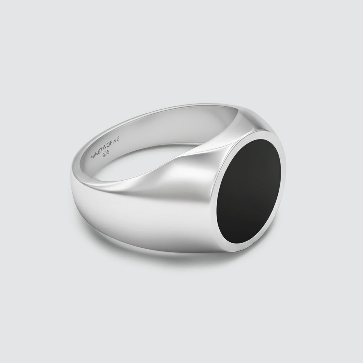 Adil – Black Onyx Signet Ring 13mm