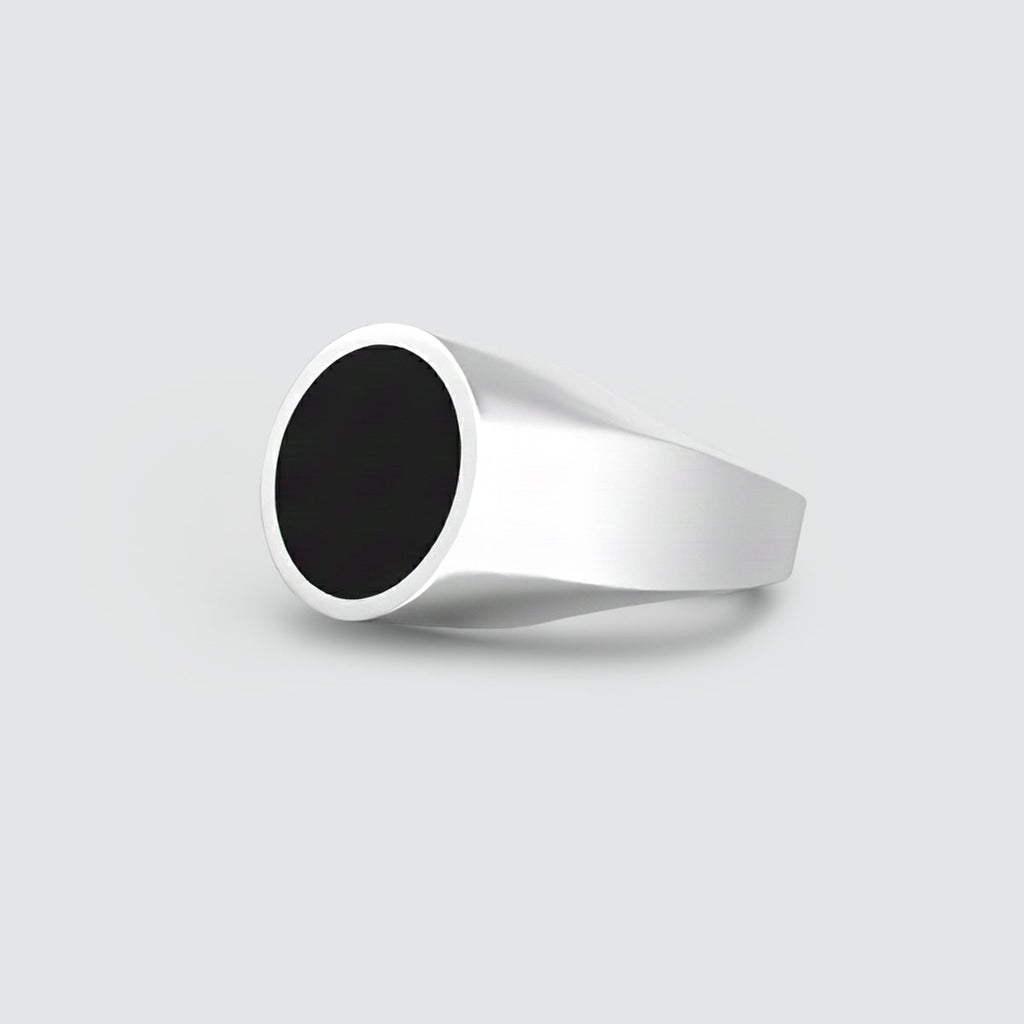 Adil – Black Onyx Signet Ring 13mm