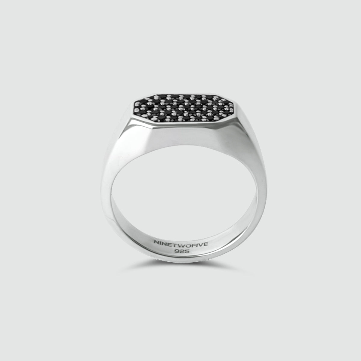 Azhar - Black Diamond Signet Ring 7mm