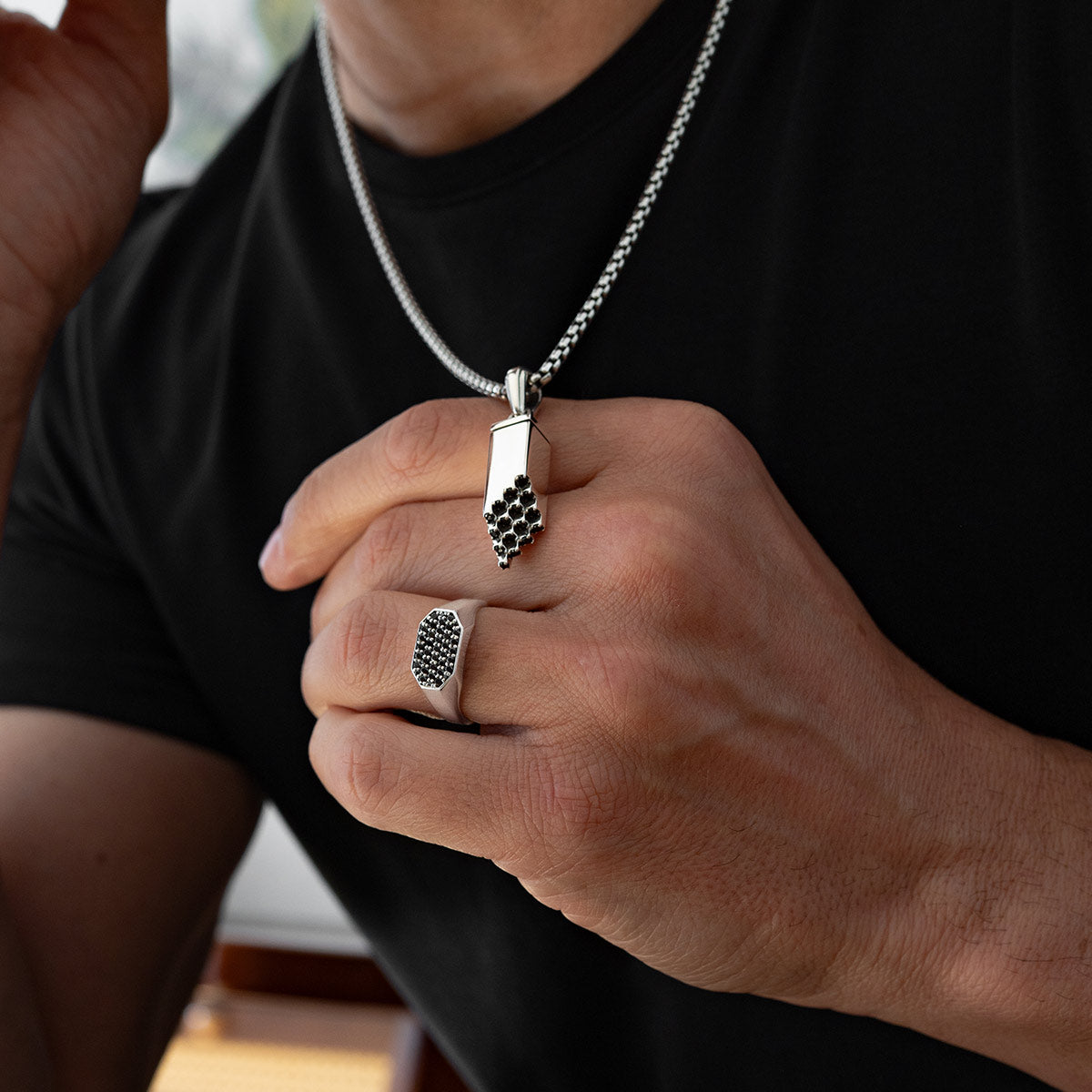 Muqarnas – Black Diamonds Silver Pendant
